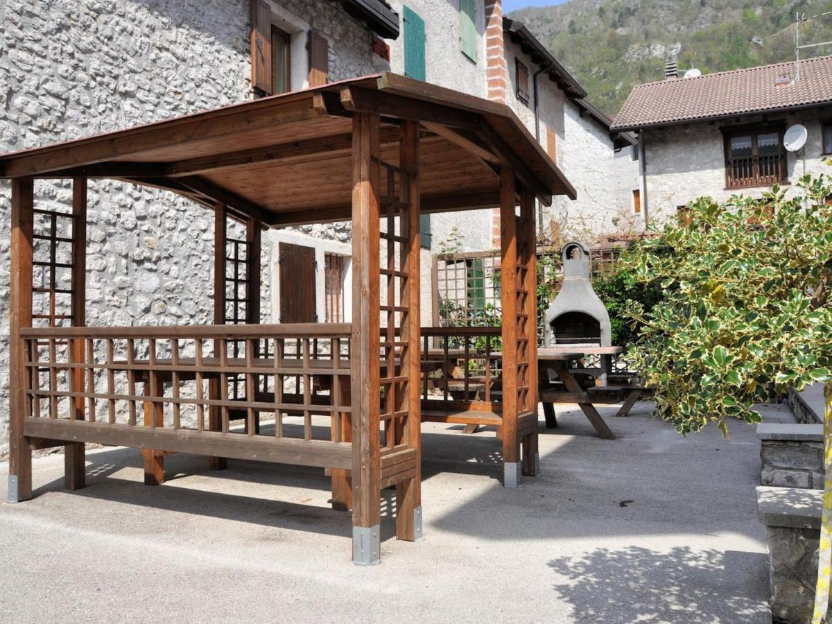 Apartment Albergo Diffuso - Cjasa Ustin-4 By Interhome Barcis Exteriör bild